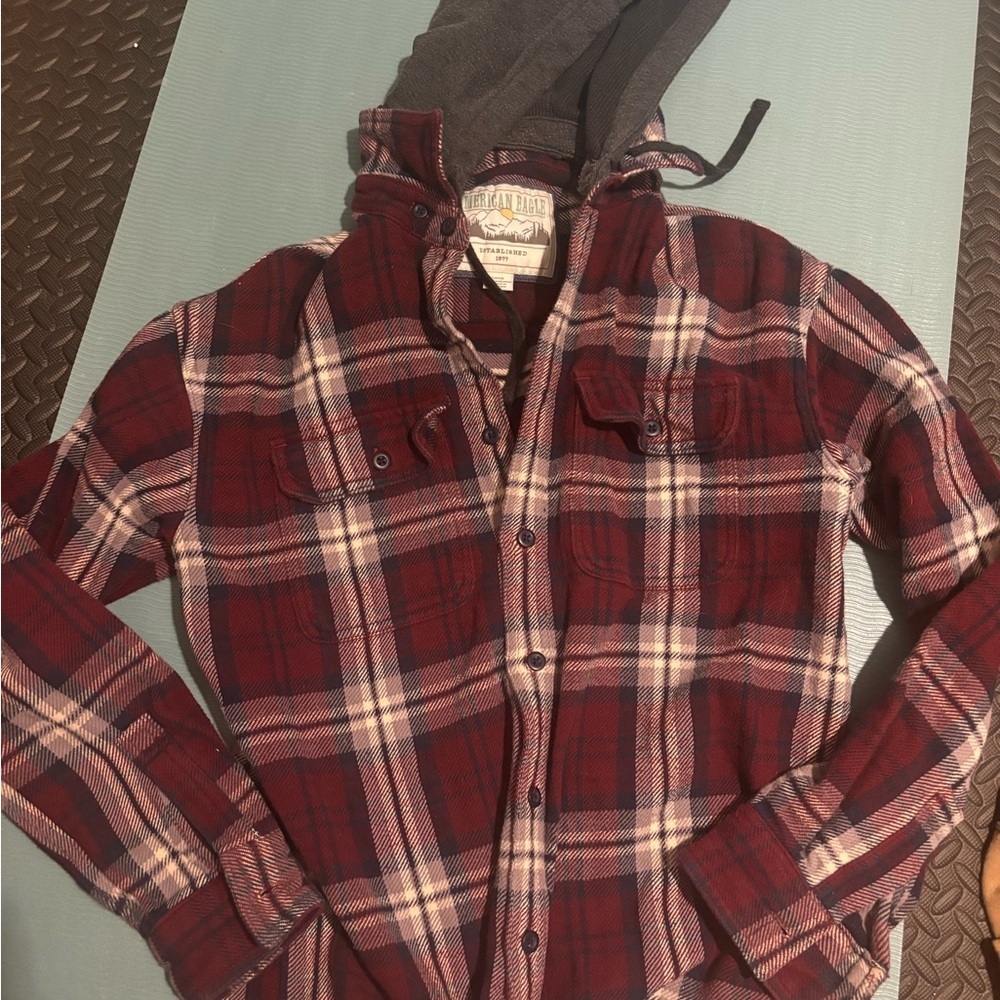 American Eagle Outfitters maroon and navy Plaid hooded flannel size xs